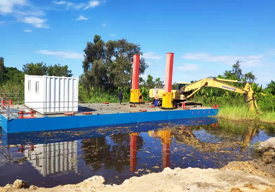 挖機(jī)平臺(tái)